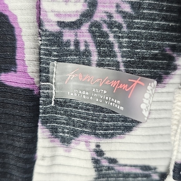 FP Movement Garden Floral Lilac Top‎ Blouse Size XS NWT - Picture 6 of 8